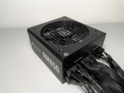 Testvideo corsair rm - rm, series