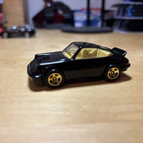 Hot wheels porsche 911 - wheels,
